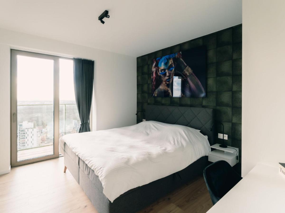 Sky Tower One By Interhome *